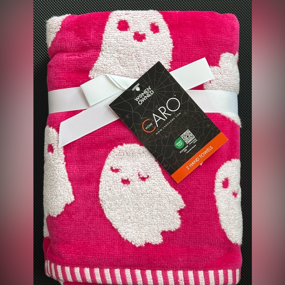 Halloween 👻 GHOST 2-pack Hand Towels Kitchen Bathroom Pink & White NWT Cotton